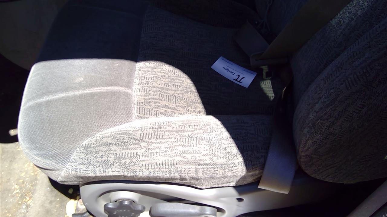 https://f005.backblazeb2.com/file/img-partshotlines-com/Inventory/SW52/Vehicle/19675_04.jpg