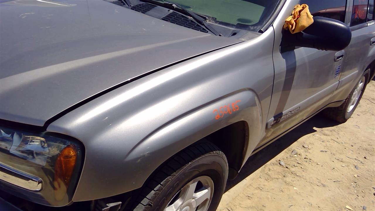 https://f005.backblazeb2.com/file/img-partshotlines-com/Inventory/SW52/Vehicle/19675_10.jpg