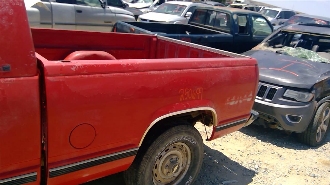https://f005.backblazeb2.com/file/img-partshotlines-com/Inventory/SW52/Vehicle/19689_11.jpg