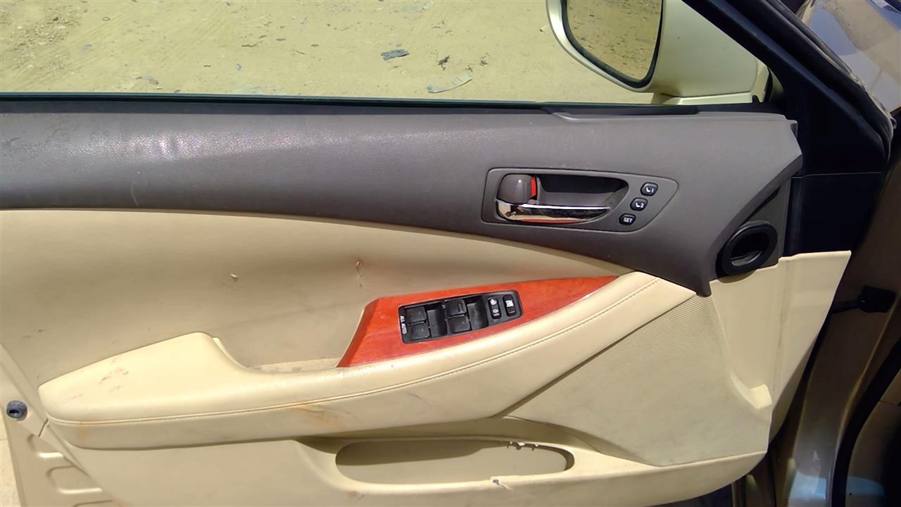 https://f005.backblazeb2.com/file/img-partshotlines-com/Inventory/SW52/Vehicle/19692_02.jpg