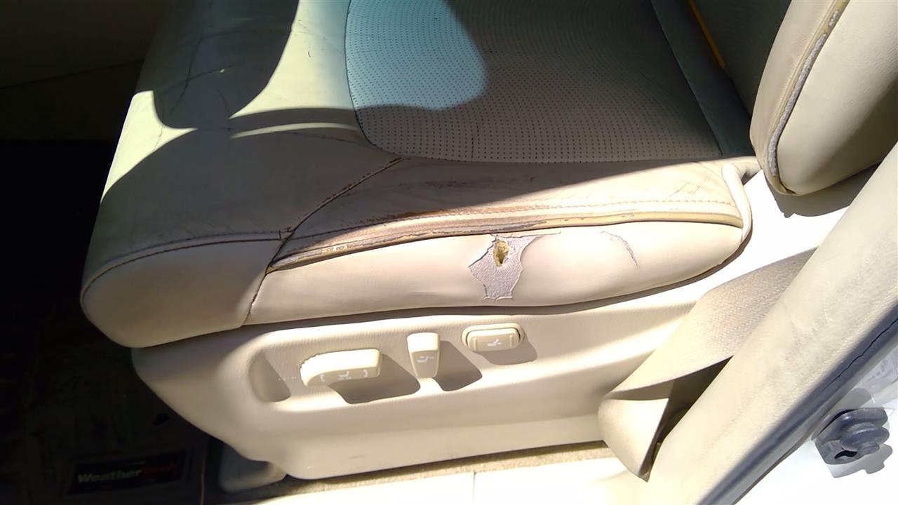 https://f005.backblazeb2.com/file/img-partshotlines-com/Inventory/SW52/Vehicle/19697_03.jpg