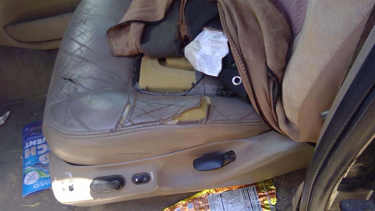 https://f005.backblazeb2.com/file/img-partshotlines-com/Inventory/SW52/Vehicle/19710_03.jpg