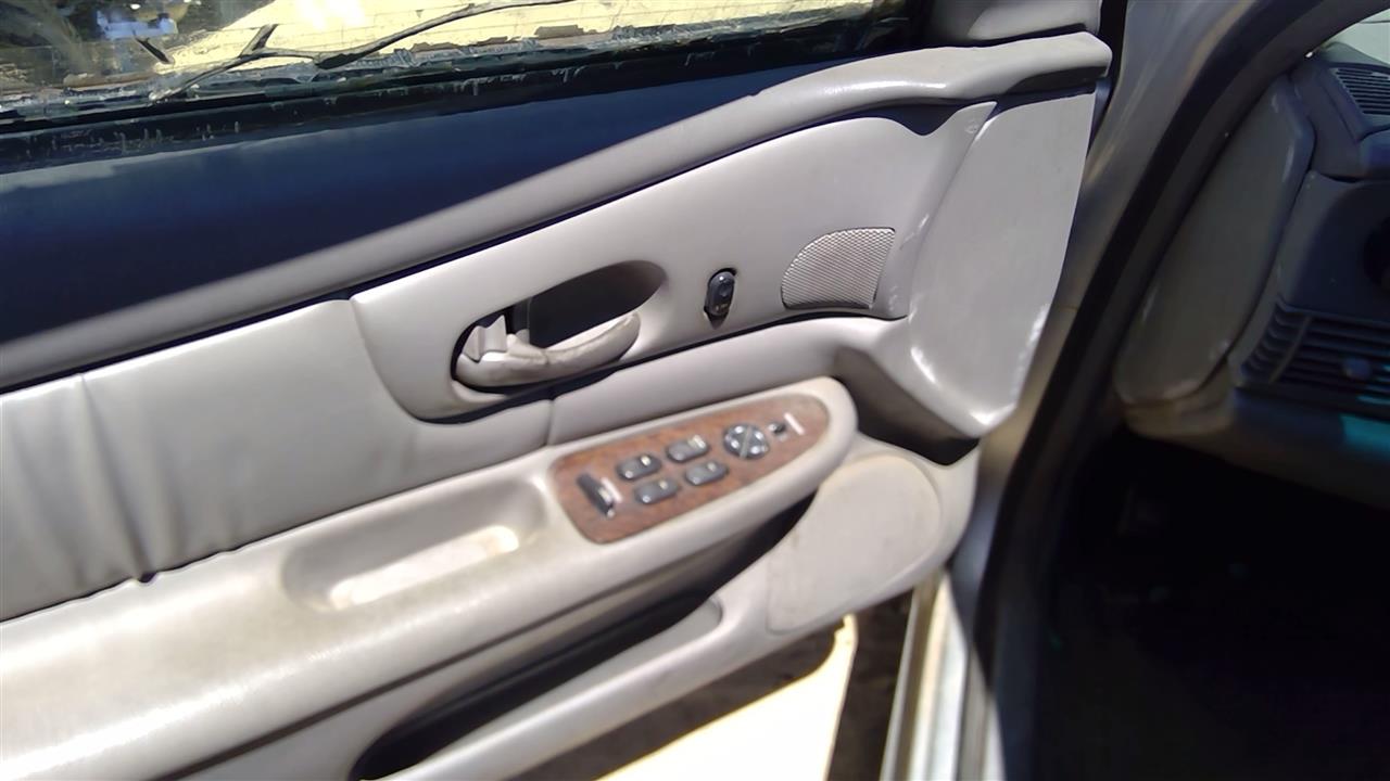 https://f005.backblazeb2.com/file/img-partshotlines-com/Inventory/SW52/Vehicle/19717_03.jpg