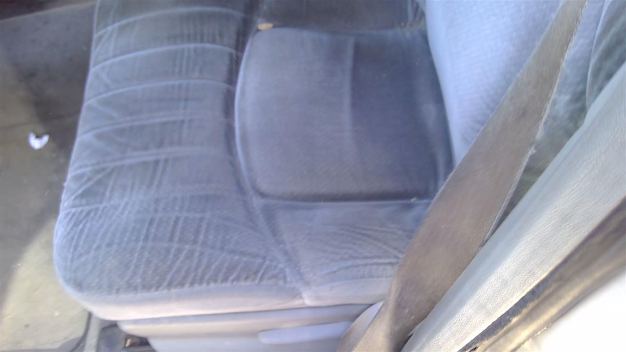 https://f005.backblazeb2.com/file/img-partshotlines-com/Inventory/SW52/Vehicle/19717_04.jpg