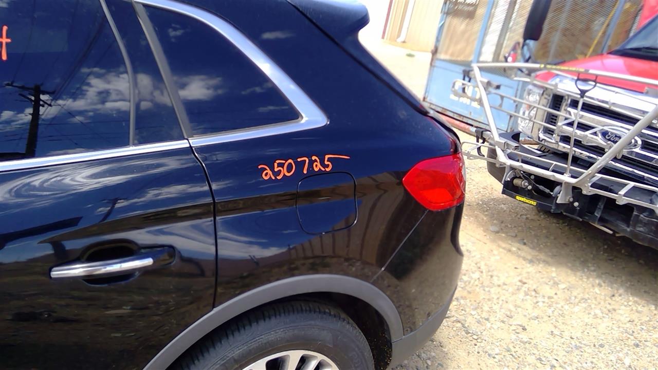 https://f005.backblazeb2.com/file/img-partshotlines-com/Inventory/SW52/Vehicle/19722_13.jpg