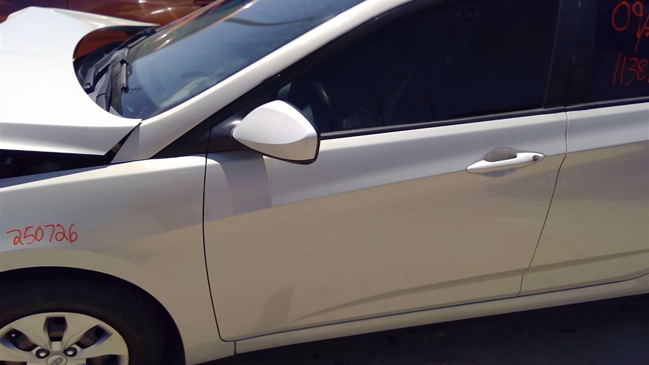 https://f005.backblazeb2.com/file/img-partshotlines-com/Inventory/SW52/Vehicle/19723_10.jpg