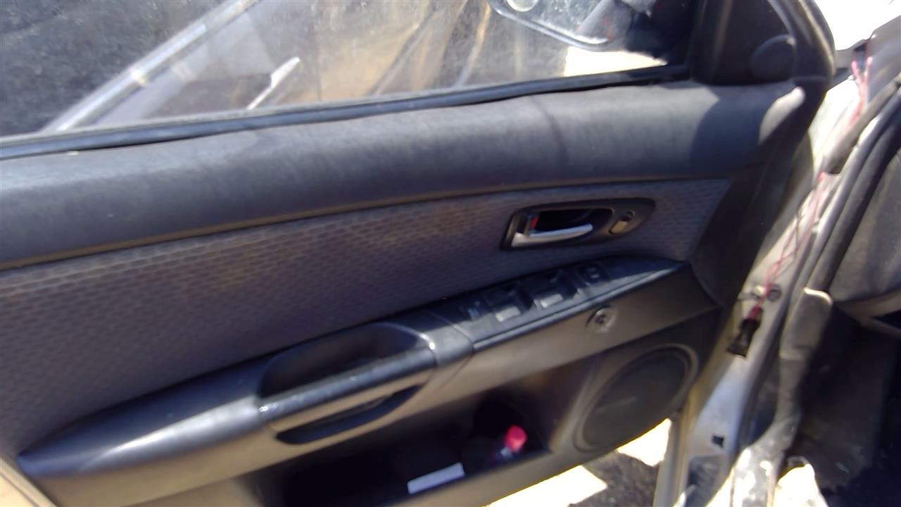https://f005.backblazeb2.com/file/img-partshotlines-com/Inventory/SW52/Vehicle/19731_02.jpg