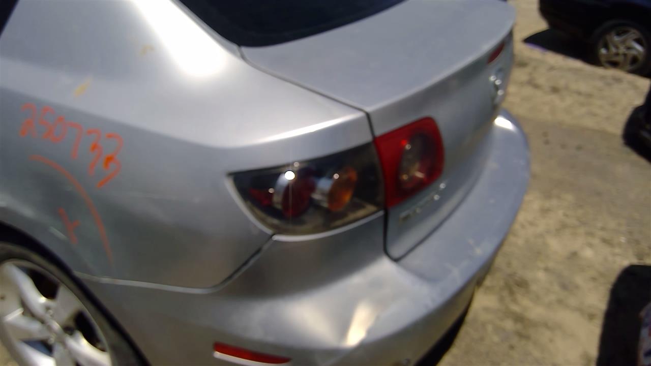 https://f005.backblazeb2.com/file/img-partshotlines-com/Inventory/SW52/Vehicle/19731_12.jpg