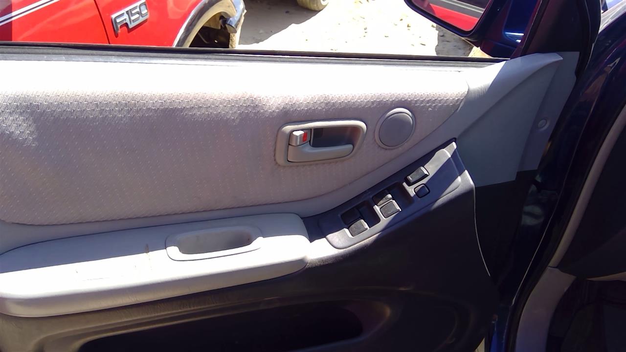 https://f005.backblazeb2.com/file/img-partshotlines-com/Inventory/SW52/Vehicle/19734_02.jpg