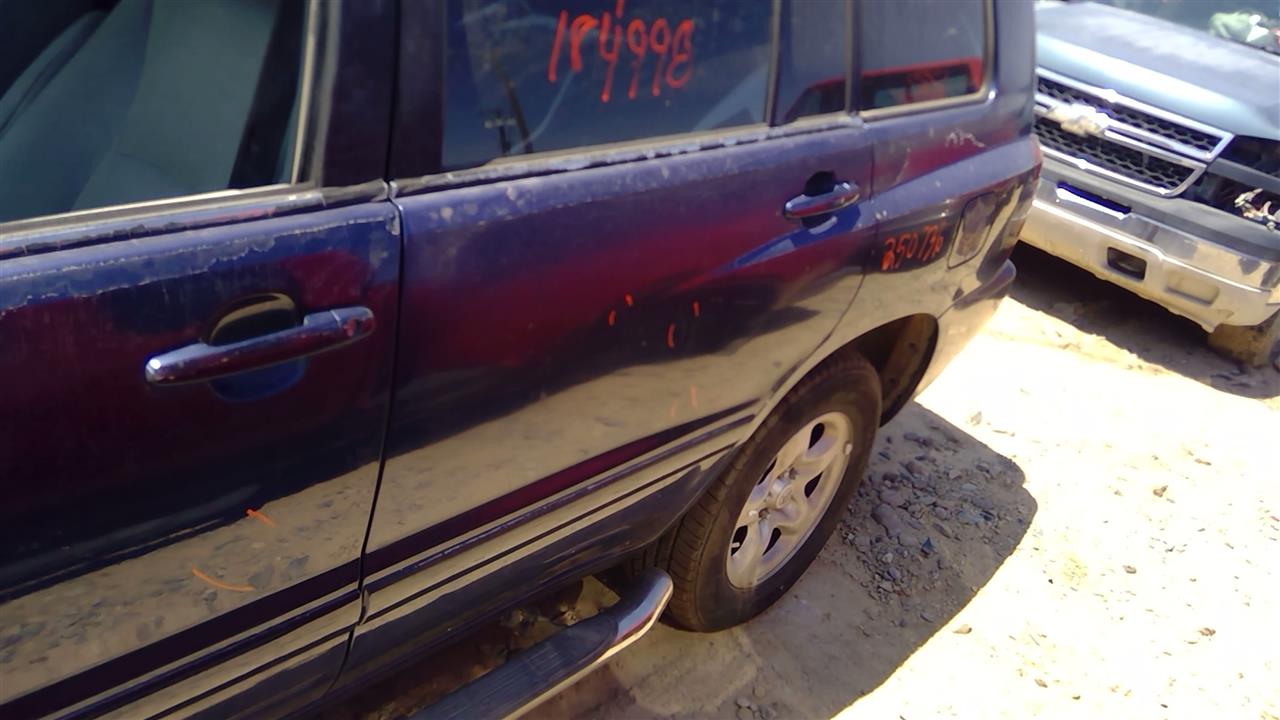 https://f005.backblazeb2.com/file/img-partshotlines-com/Inventory/SW52/Vehicle/19734_11.jpg