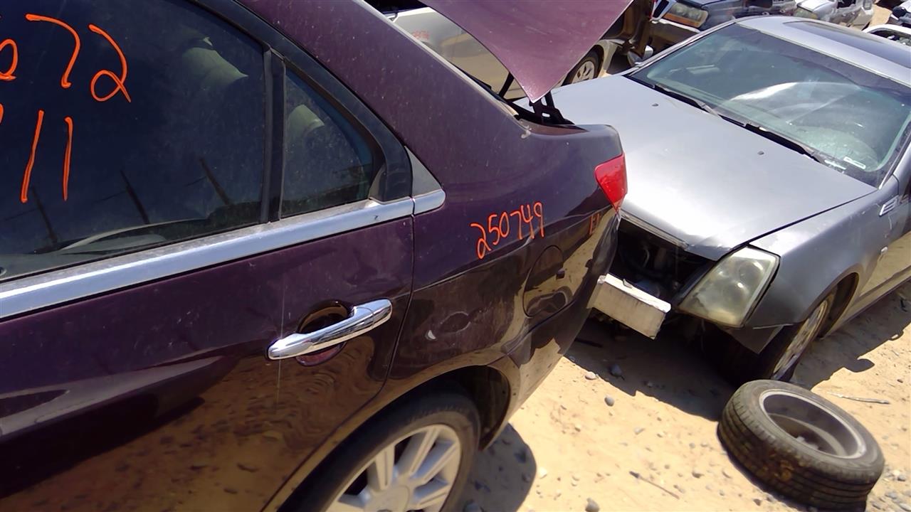 https://f005.backblazeb2.com/file/img-partshotlines-com/Inventory/SW52/Vehicle/19749_13.jpg