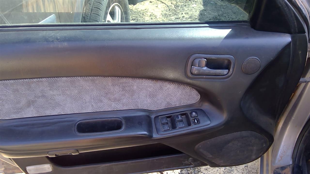 https://f005.backblazeb2.com/file/img-partshotlines-com/Inventory/SW52/Vehicle/19755_02.jpg