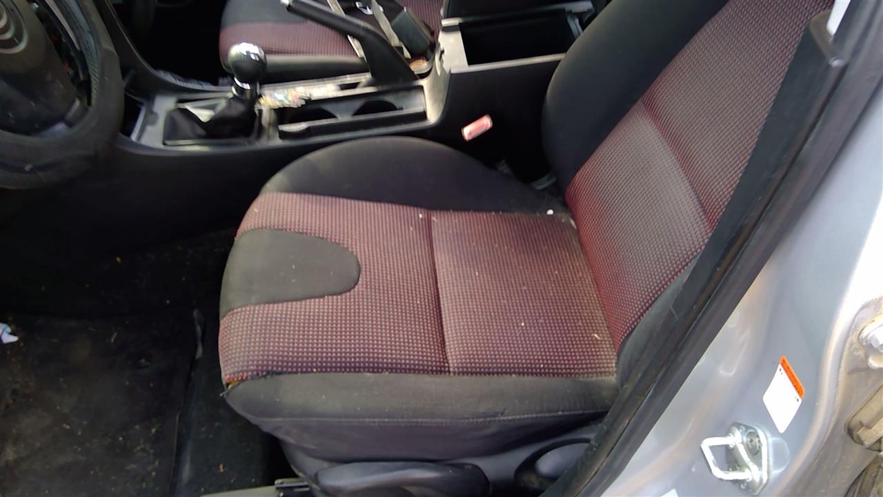 https://f005.backblazeb2.com/file/img-partshotlines-com/Inventory/SW52/Vehicle/19760_03.jpg