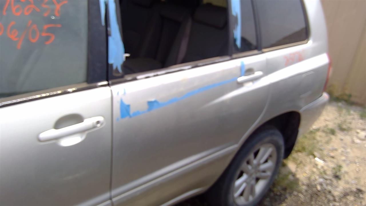 https://f005.backblazeb2.com/file/img-partshotlines-com/Inventory/SW52/Vehicle/19763_11.jpg