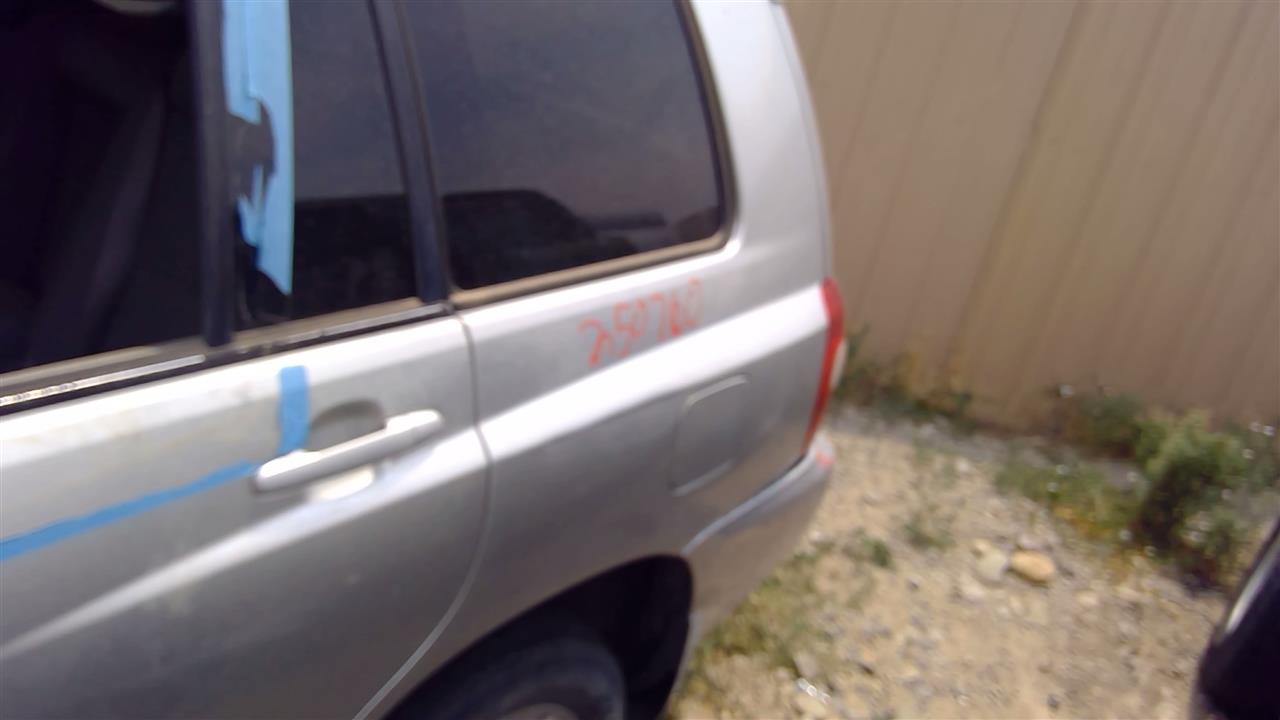 https://f005.backblazeb2.com/file/img-partshotlines-com/Inventory/SW52/Vehicle/19763_12.jpg