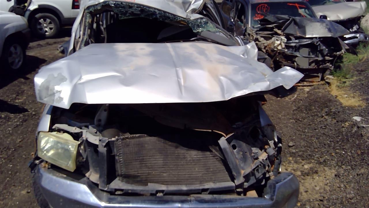 https://f005.backblazeb2.com/file/img-partshotlines-com/Inventory/SW52/Vehicle/19784_06.jpg