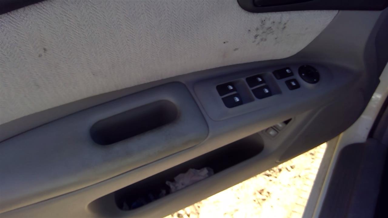 https://f005.backblazeb2.com/file/img-partshotlines-com/Inventory/SW52/Vehicle/19797_02.jpg