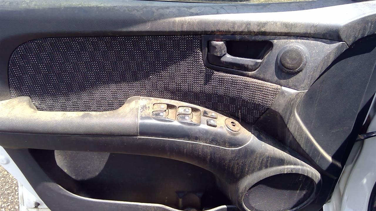 https://f005.backblazeb2.com/file/img-partshotlines-com/Inventory/SW52/Vehicle/19800_02.jpg