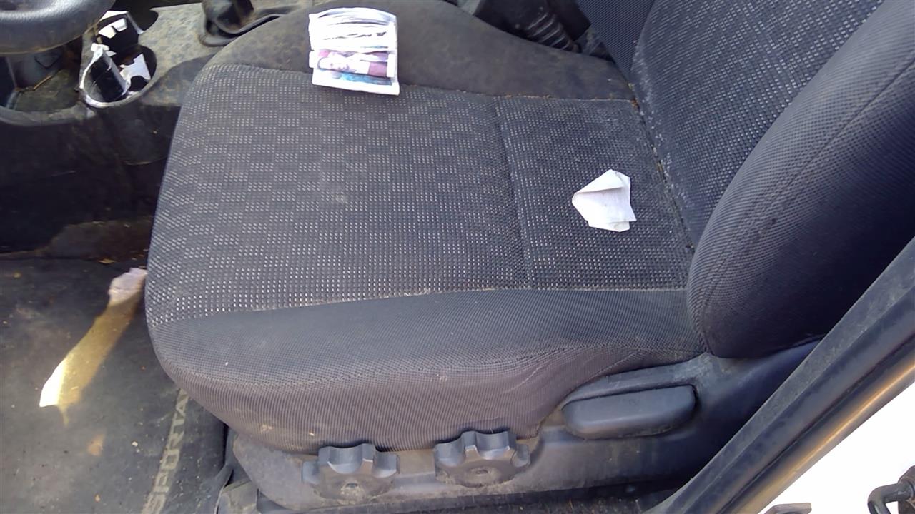 https://f005.backblazeb2.com/file/img-partshotlines-com/Inventory/SW52/Vehicle/19800_03.jpg