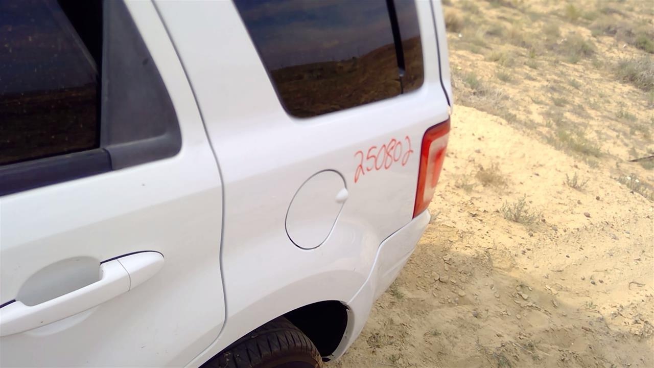 https://f005.backblazeb2.com/file/img-partshotlines-com/Inventory/SW52/Vehicle/19806_13.jpg