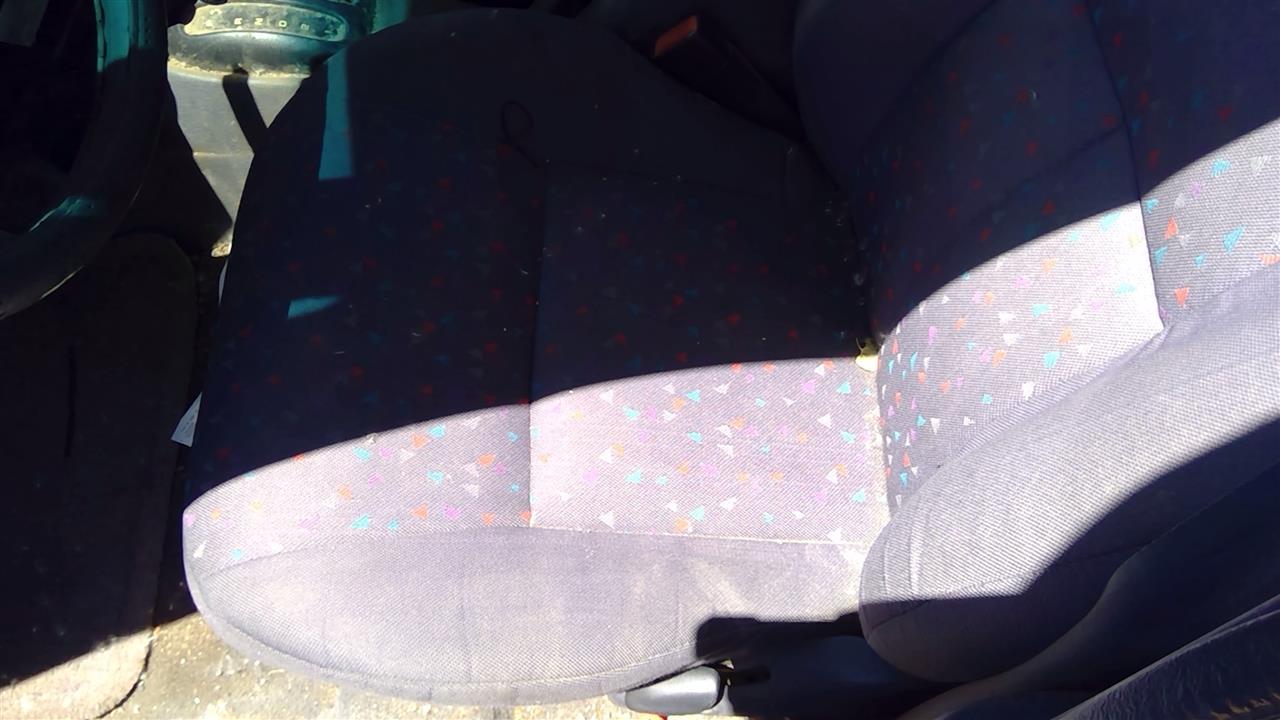 https://f005.backblazeb2.com/file/img-partshotlines-com/Inventory/SW52/Vehicle/19807_03.jpg