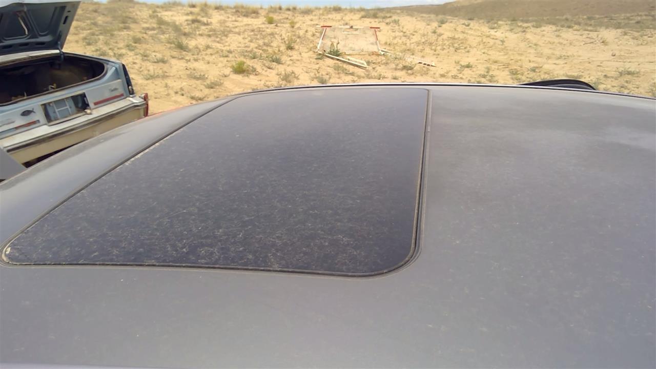https://f005.backblazeb2.com/file/img-partshotlines-com/Inventory/SW52/Vehicle/19826_05.jpg