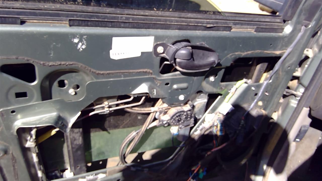 https://f005.backblazeb2.com/file/img-partshotlines-com/Inventory/SW52/Vehicle/19849_02.jpg