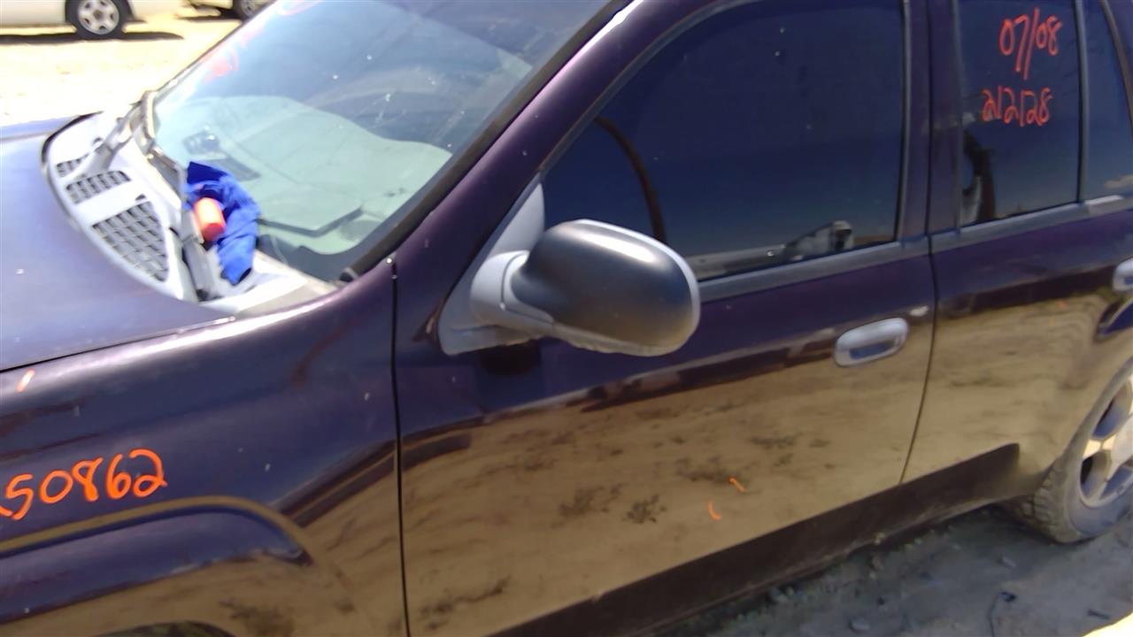 https://f005.backblazeb2.com/file/img-partshotlines-com/Inventory/SW52/Vehicle/19869_09.jpg