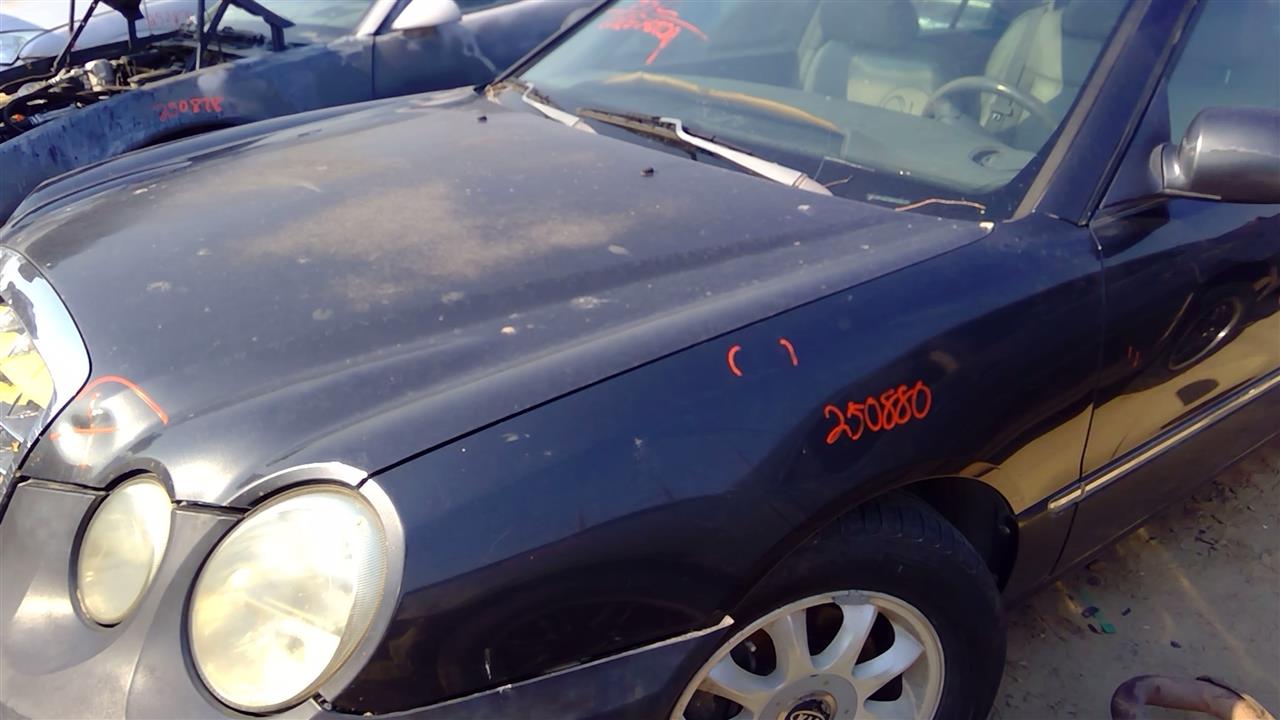 https://f005.backblazeb2.com/file/img-partshotlines-com/Inventory/SW52/Vehicle/19890_09.jpg
