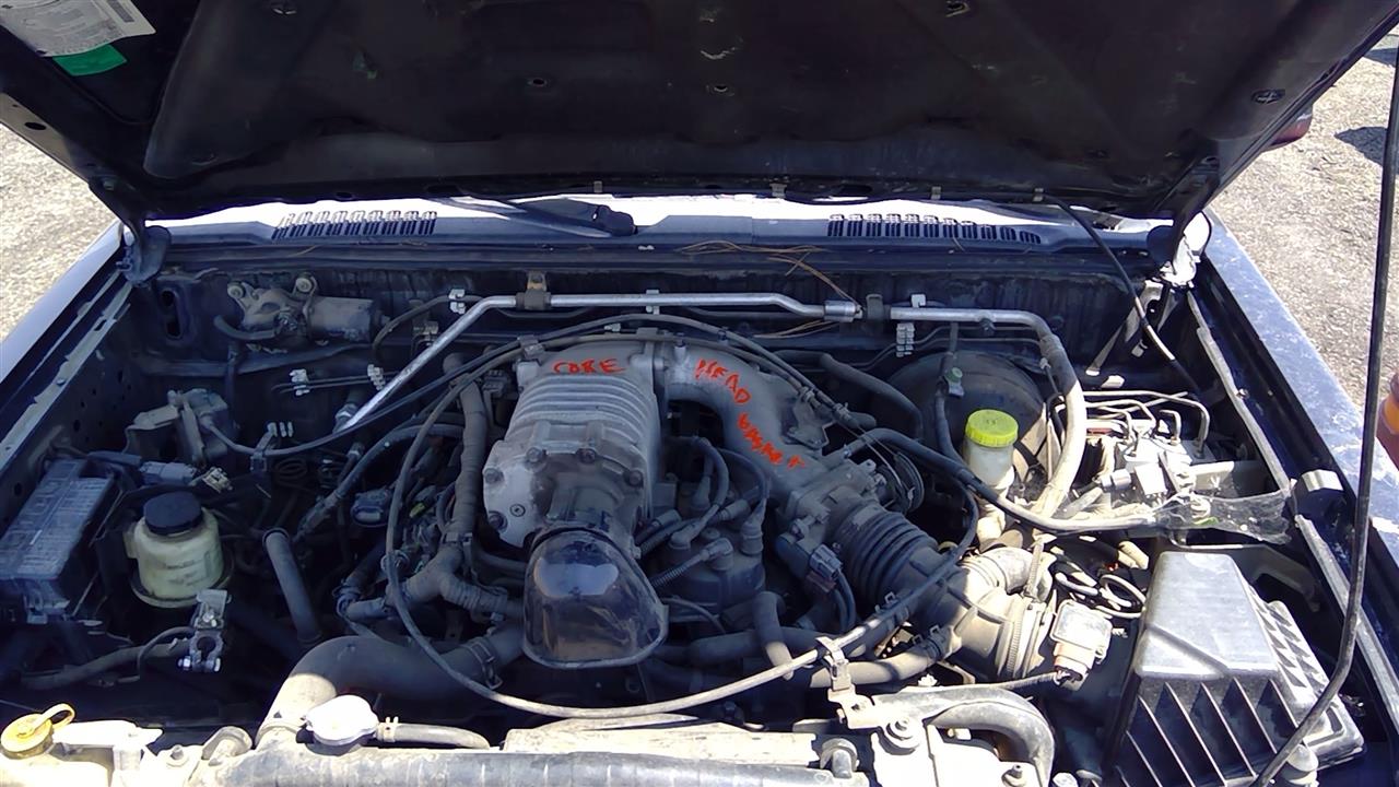 https://f005.backblazeb2.com/file/img-partshotlines-com/Inventory/SW52/Vehicle/19903_05.jpg