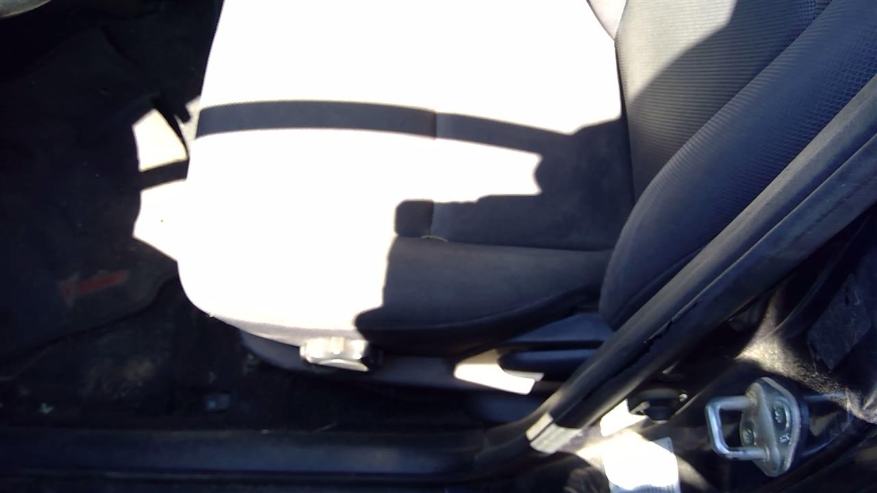 https://f005.backblazeb2.com/file/img-partshotlines-com/Inventory/SW52/Vehicle/19905_03.jpg