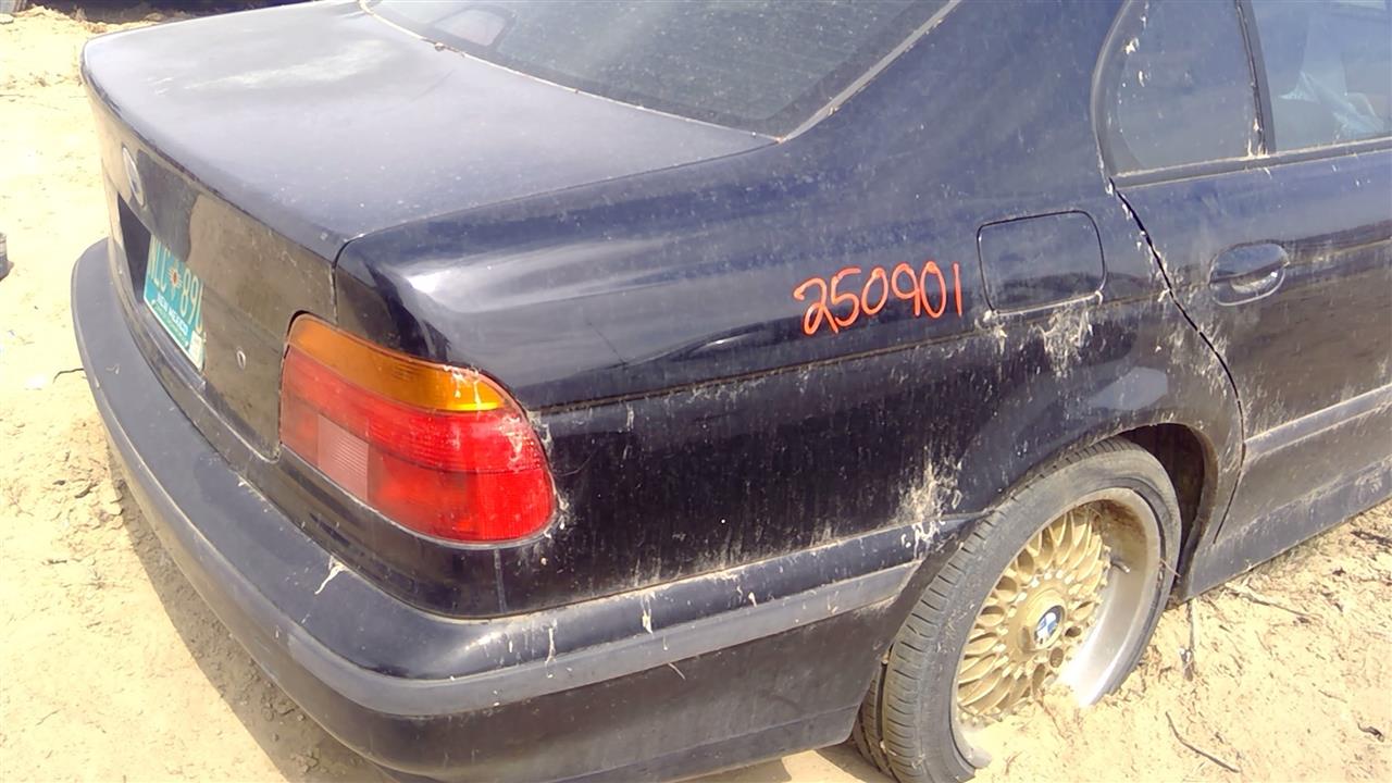 https://f005.backblazeb2.com/file/img-partshotlines-com/Inventory/SW52/Vehicle/19924_12.jpg