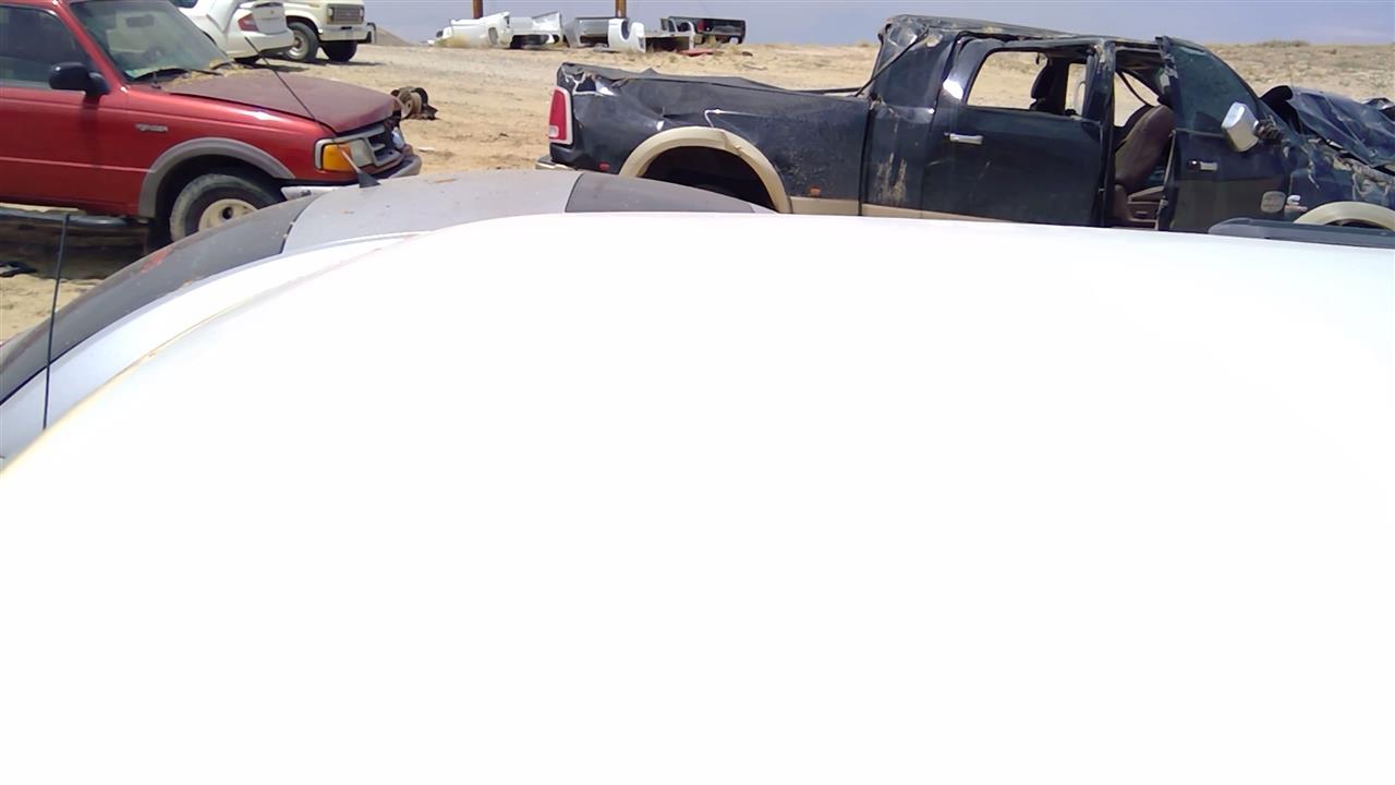 https://f005.backblazeb2.com/file/img-partshotlines-com/Inventory/SW52/Vehicle/19925_04.jpg