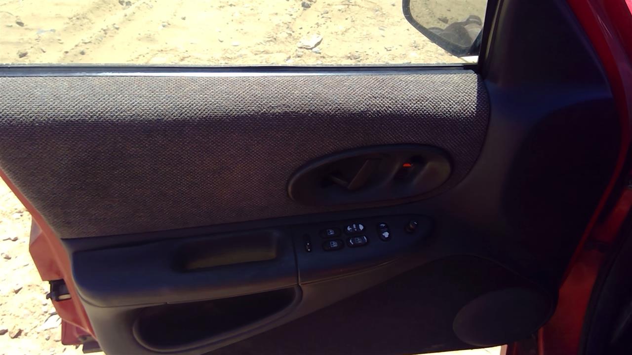 https://f005.backblazeb2.com/file/img-partshotlines-com/Inventory/SW52/Vehicle/19931_02.jpg
