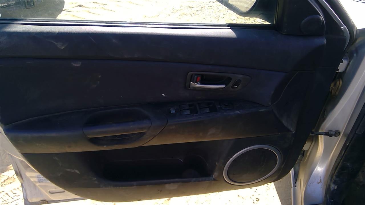 https://f005.backblazeb2.com/file/img-partshotlines-com/Inventory/SW52/Vehicle/19948_02.jpg