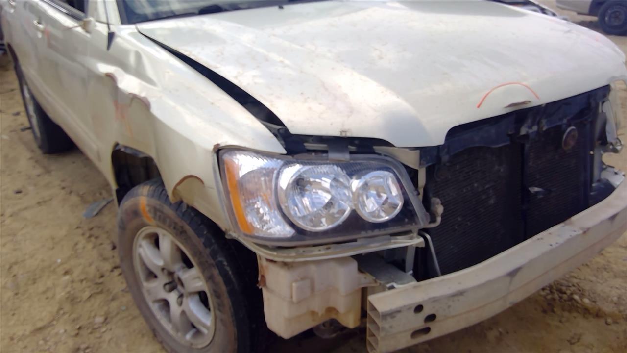 https://f005.backblazeb2.com/file/img-partshotlines-com/Inventory/SW52/Vehicle/19957_06.jpg