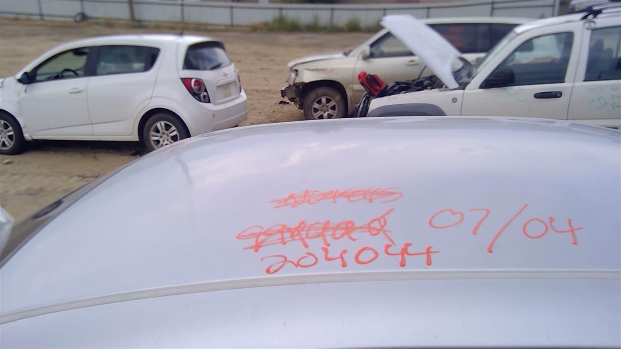 https://f005.backblazeb2.com/file/img-partshotlines-com/Inventory/SW52/Vehicle/19966_05.jpg