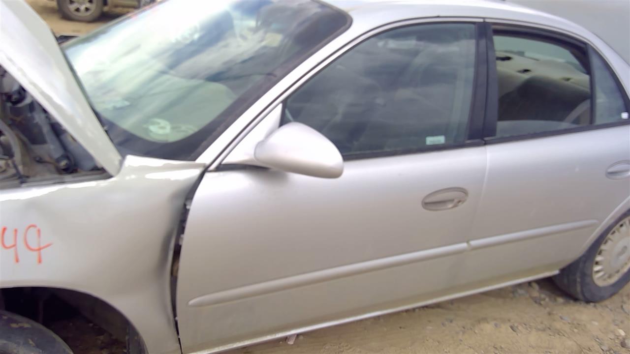 https://f005.backblazeb2.com/file/img-partshotlines-com/Inventory/SW52/Vehicle/19966_11.jpg