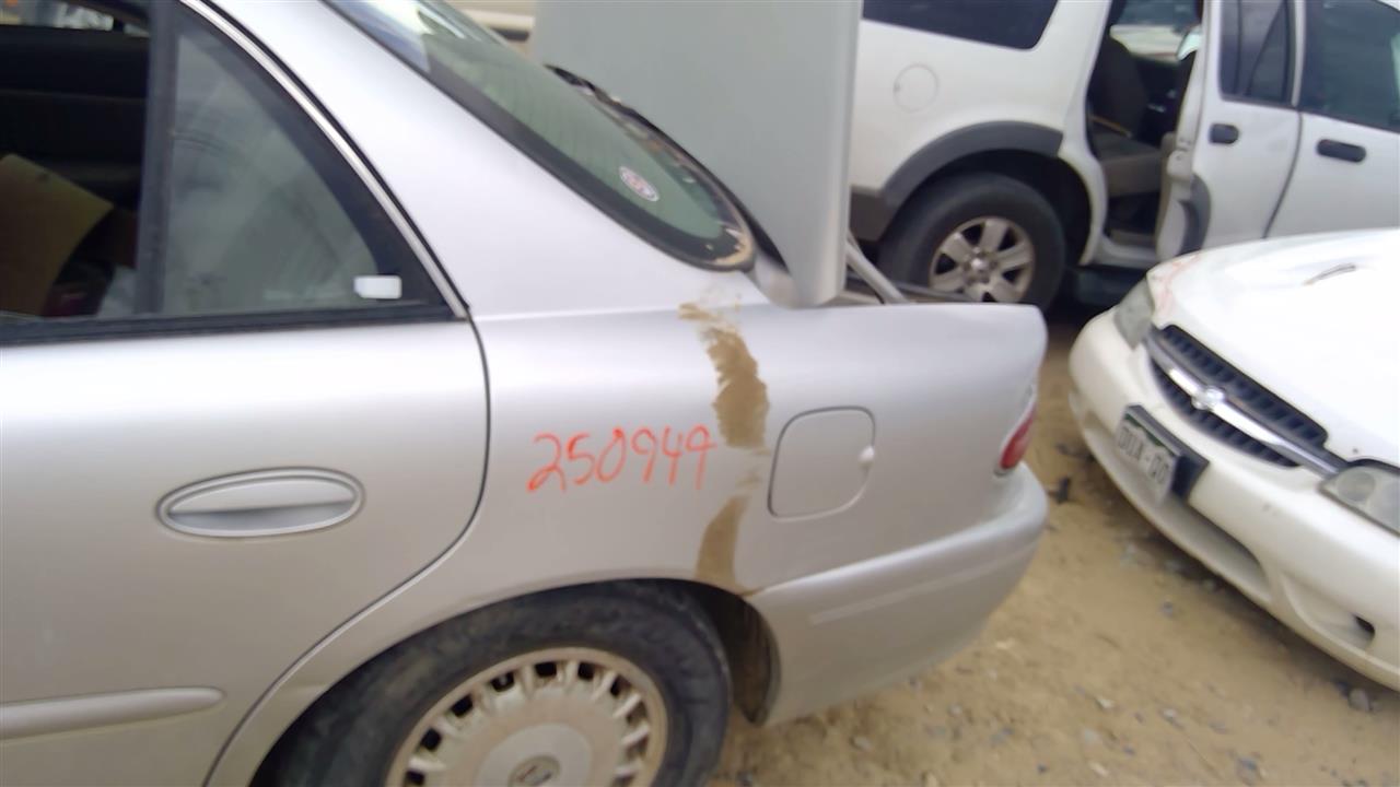 https://f005.backblazeb2.com/file/img-partshotlines-com/Inventory/SW52/Vehicle/19966_13.jpg