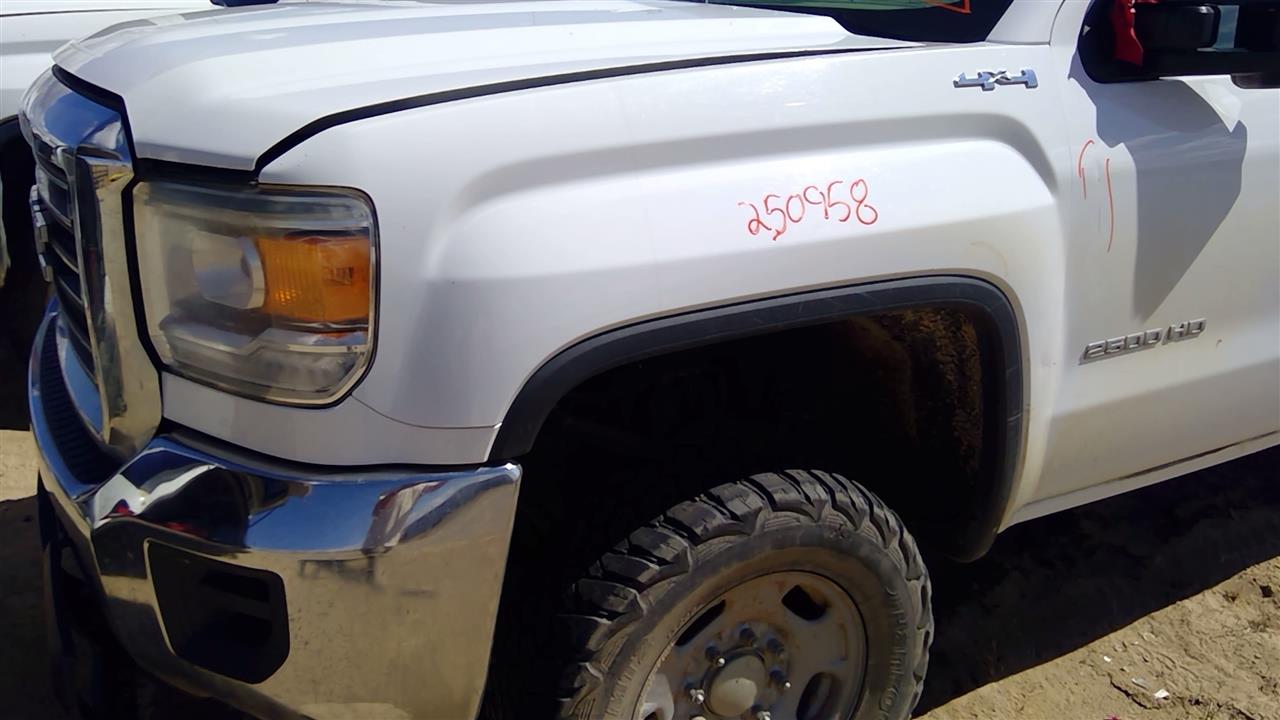 https://f005.backblazeb2.com/file/img-partshotlines-com/Inventory/SW52/Vehicle/19975_09.jpg