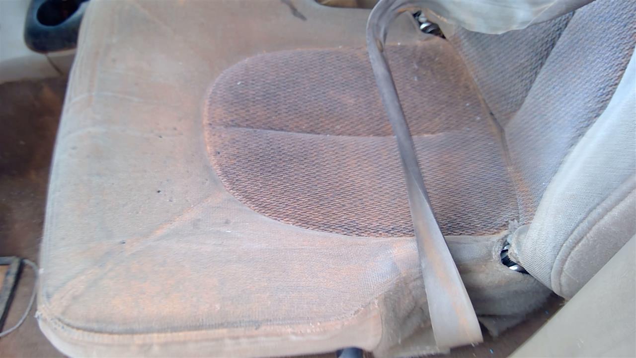 https://f005.backblazeb2.com/file/img-partshotlines-com/Inventory/SW52/Vehicle/19985_02.jpg