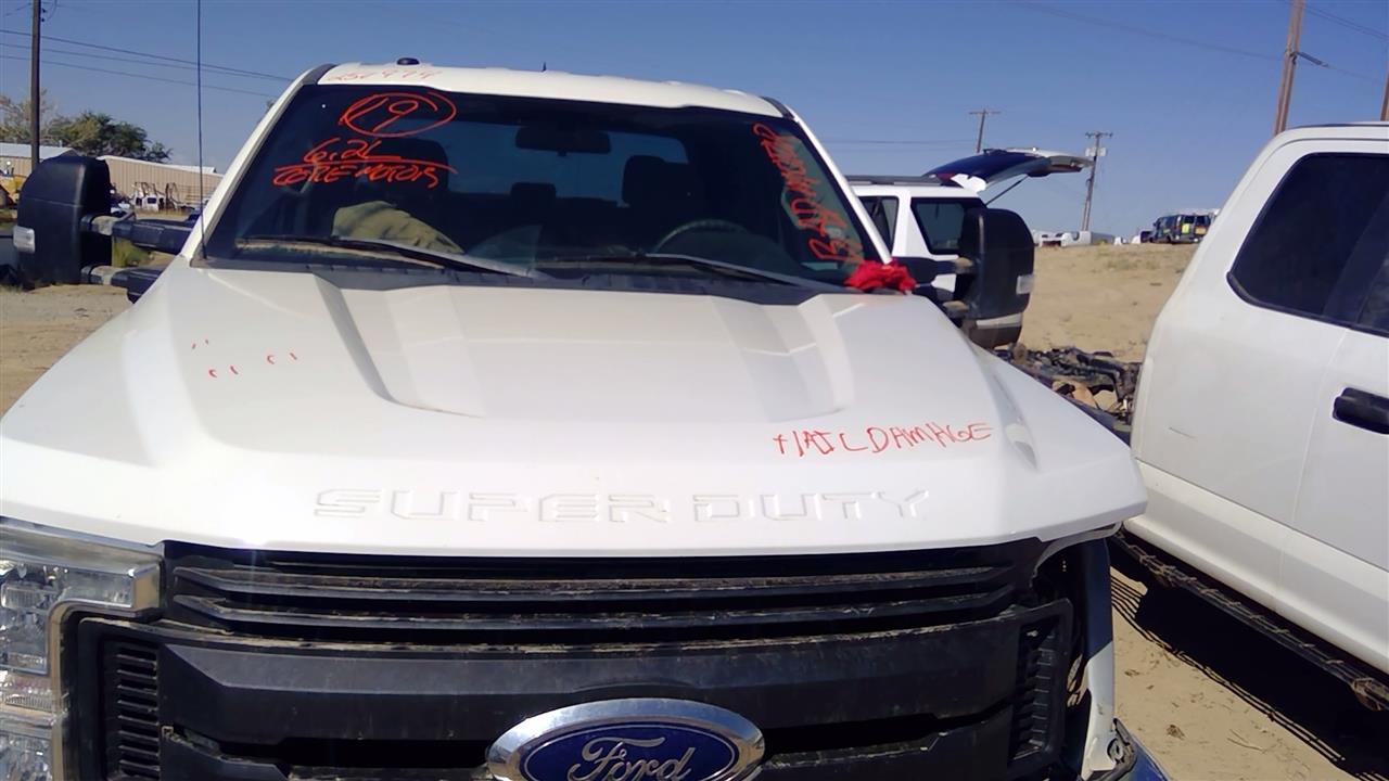 https://f005.backblazeb2.com/file/img-partshotlines-com/Inventory/SW52/Vehicle/19993_07.jpg