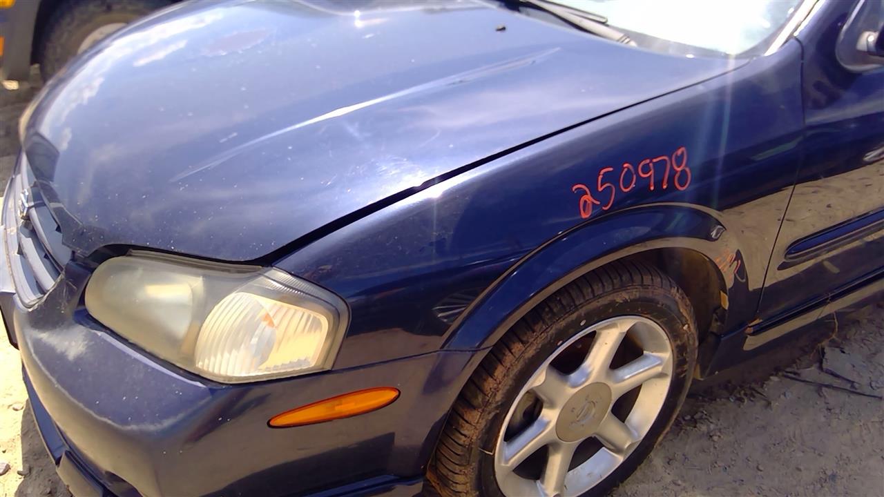 https://f005.backblazeb2.com/file/img-partshotlines-com/Inventory/SW52/Vehicle/19997_08.jpg