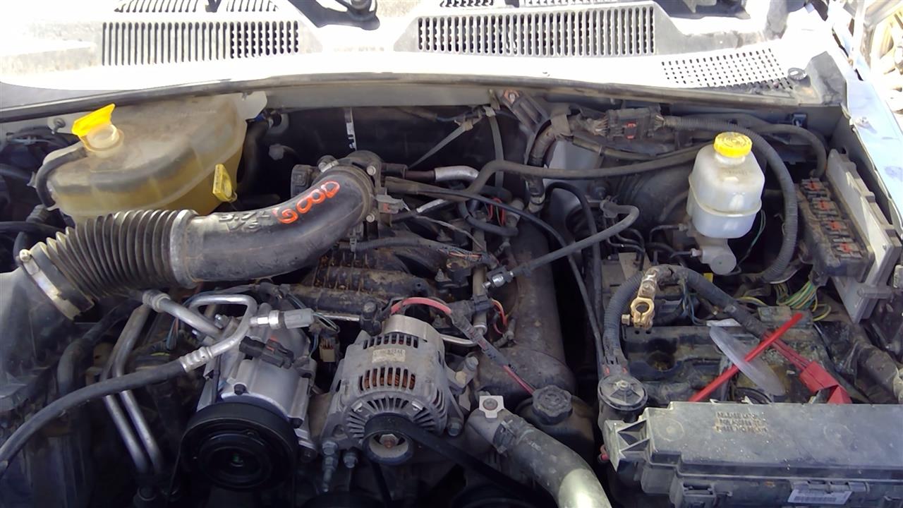 https://f005.backblazeb2.com/file/img-partshotlines-com/Inventory/SW52/Vehicle/20005_05.jpg