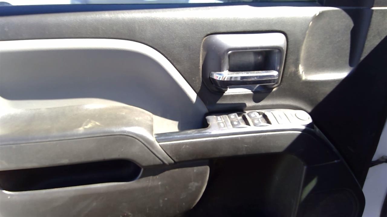 https://f005.backblazeb2.com/file/img-partshotlines-com/Inventory/SW52/Vehicle/20006_02.jpg