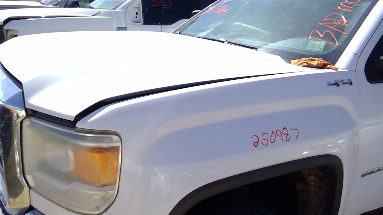 https://f005.backblazeb2.com/file/img-partshotlines-com/Inventory/SW52/Vehicle/20006_10.jpg