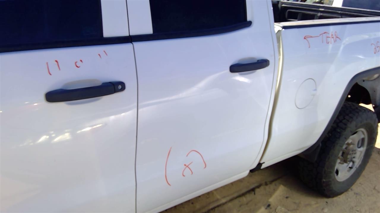 https://f005.backblazeb2.com/file/img-partshotlines-com/Inventory/SW52/Vehicle/20006_12.jpg