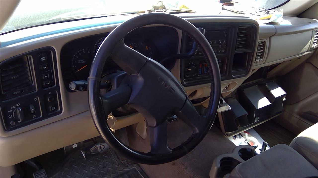https://f005.backblazeb2.com/file/img-partshotlines-com/Inventory/SW52/Vehicle/20025_02.jpg