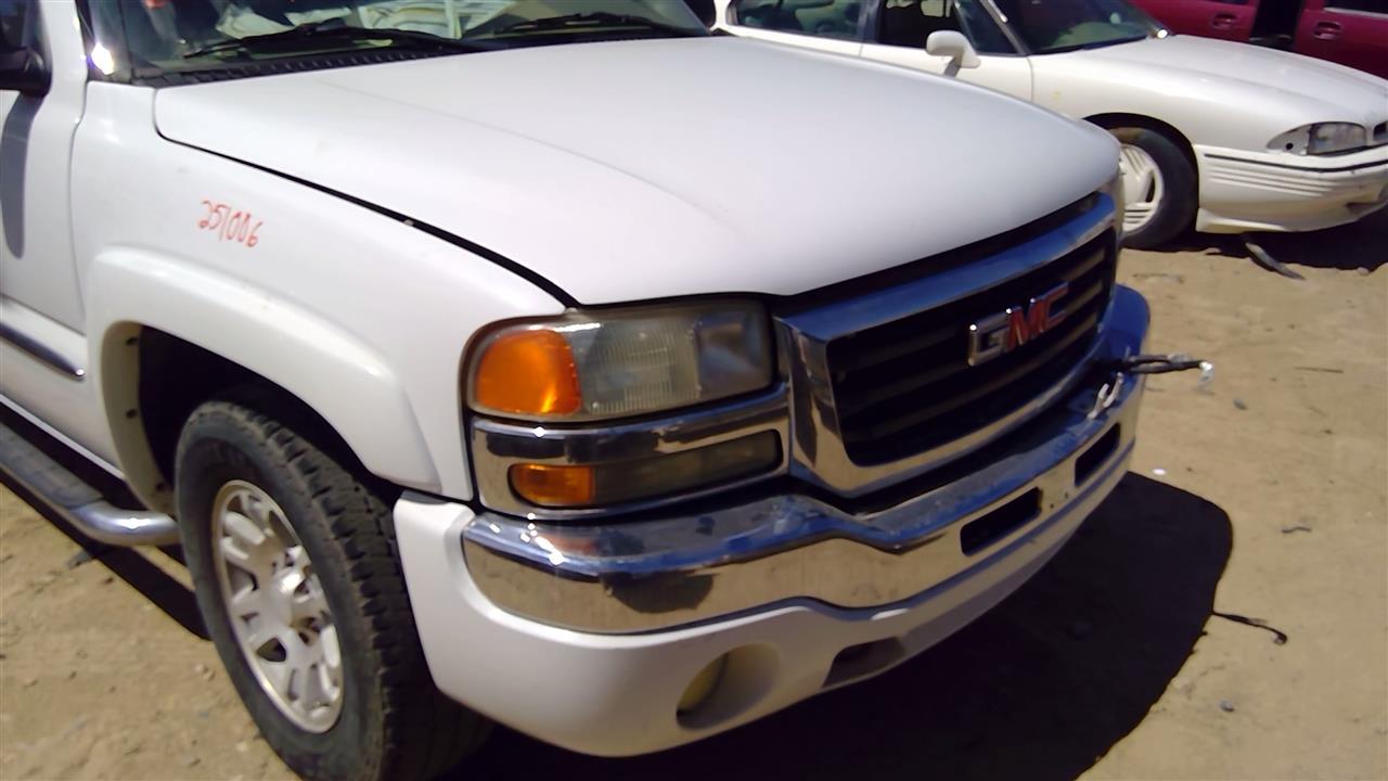https://f005.backblazeb2.com/file/img-partshotlines-com/Inventory/SW52/Vehicle/20025_07.jpg