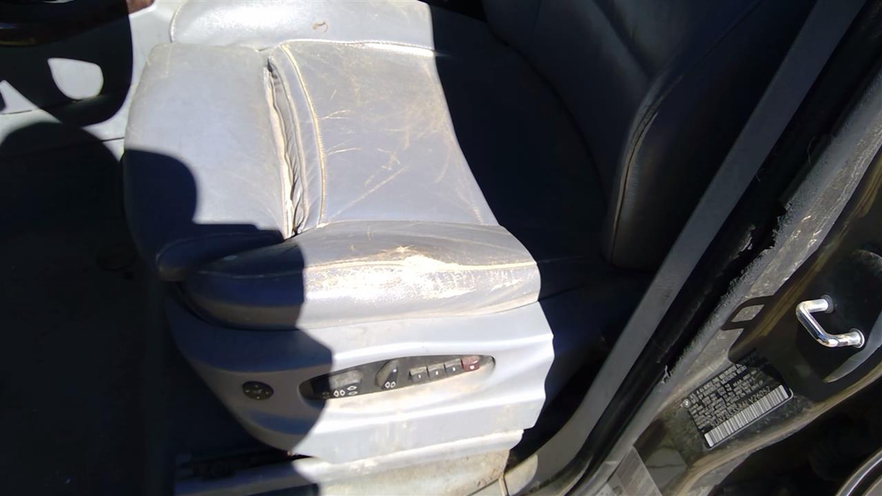 https://f005.backblazeb2.com/file/img-partshotlines-com/Inventory/SW52/Vehicle/20026_03.jpg